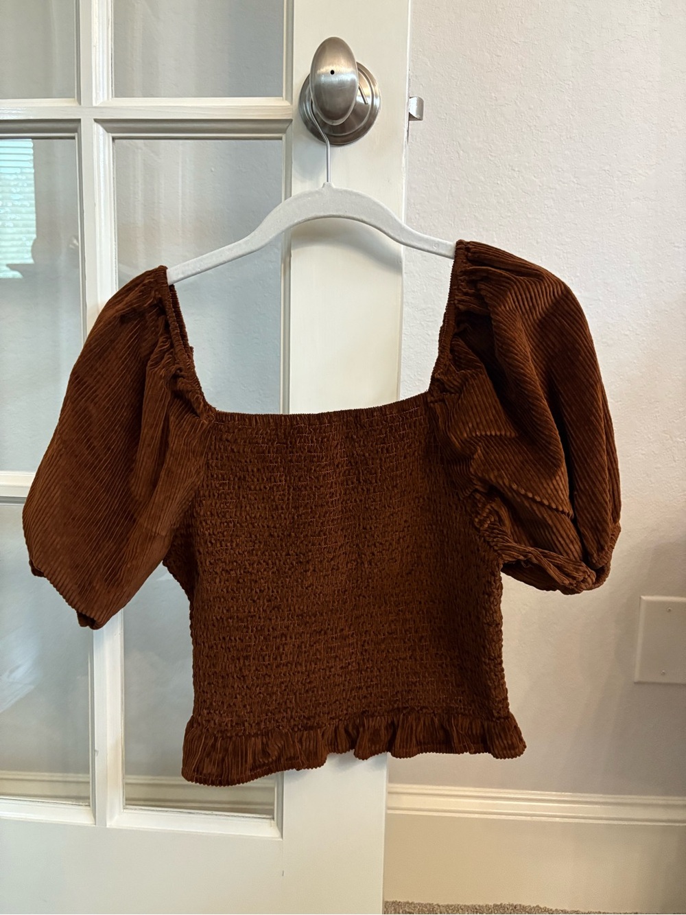 American Eagle Outfitters Brown Smocked Puff-Sleeve Top